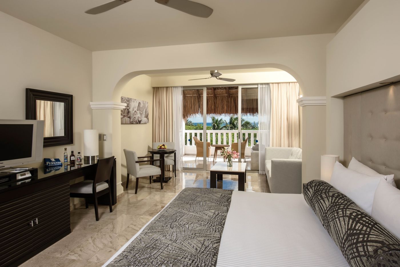 Grand-Riviera-Princess-Room-27