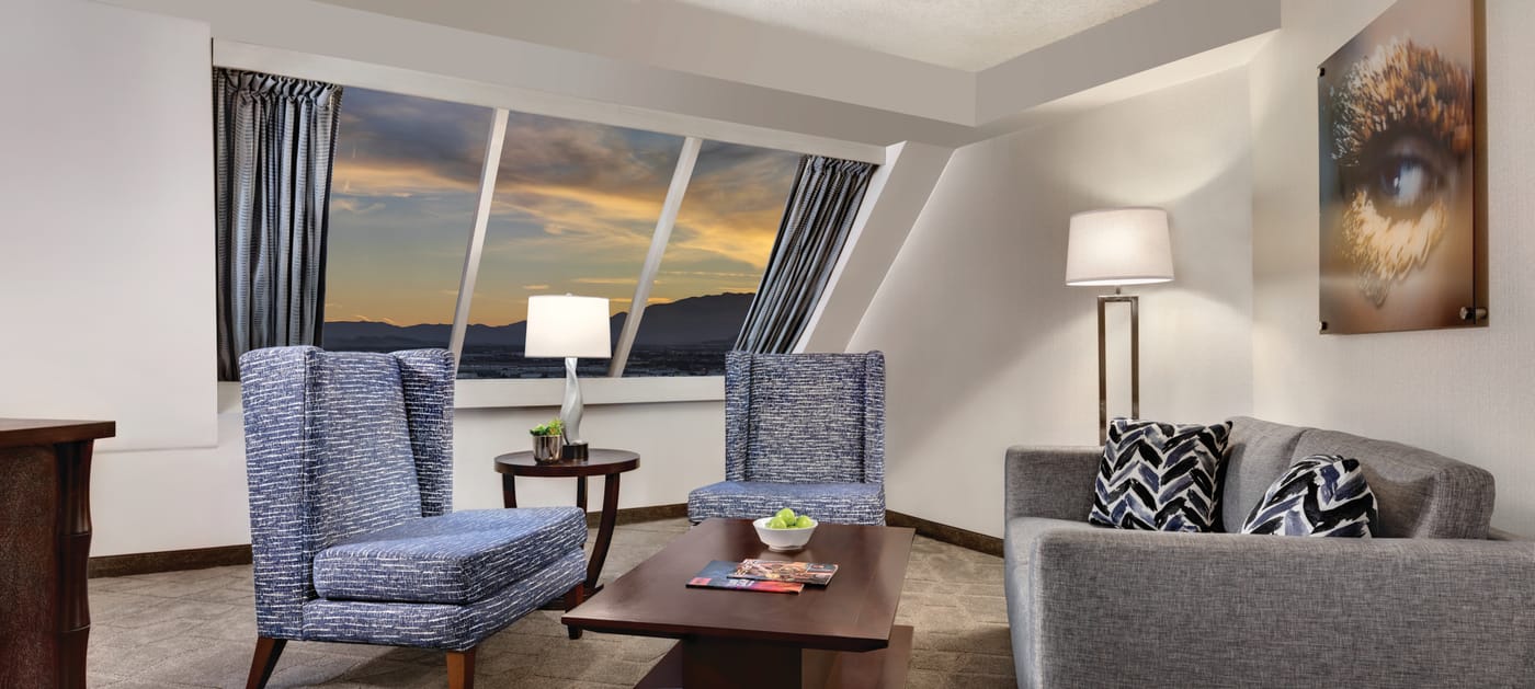 Luxor-Hotel-and-Casino-Room-37