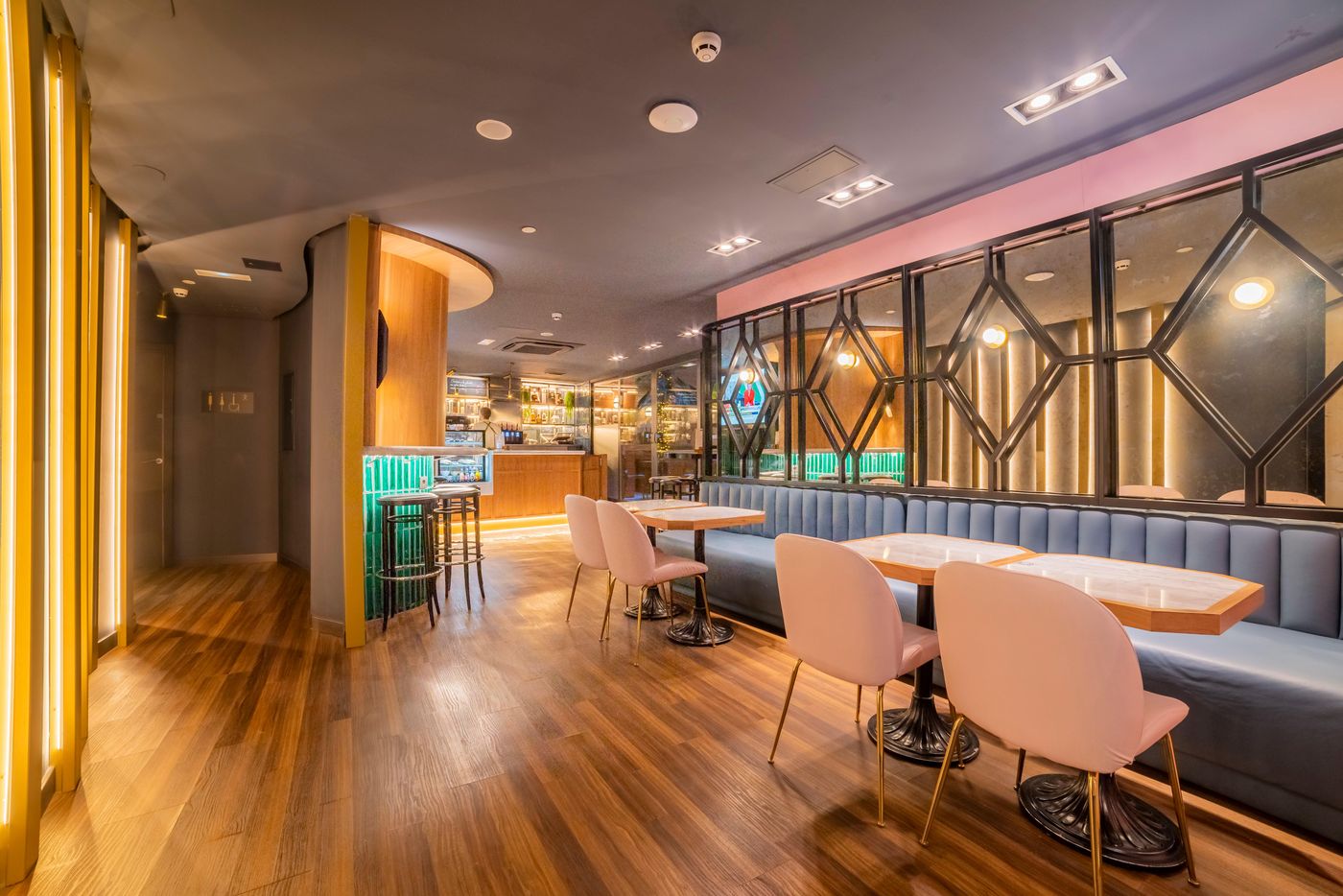 Hotel-Indigo-Madrid---Gran-Via-Bar-17