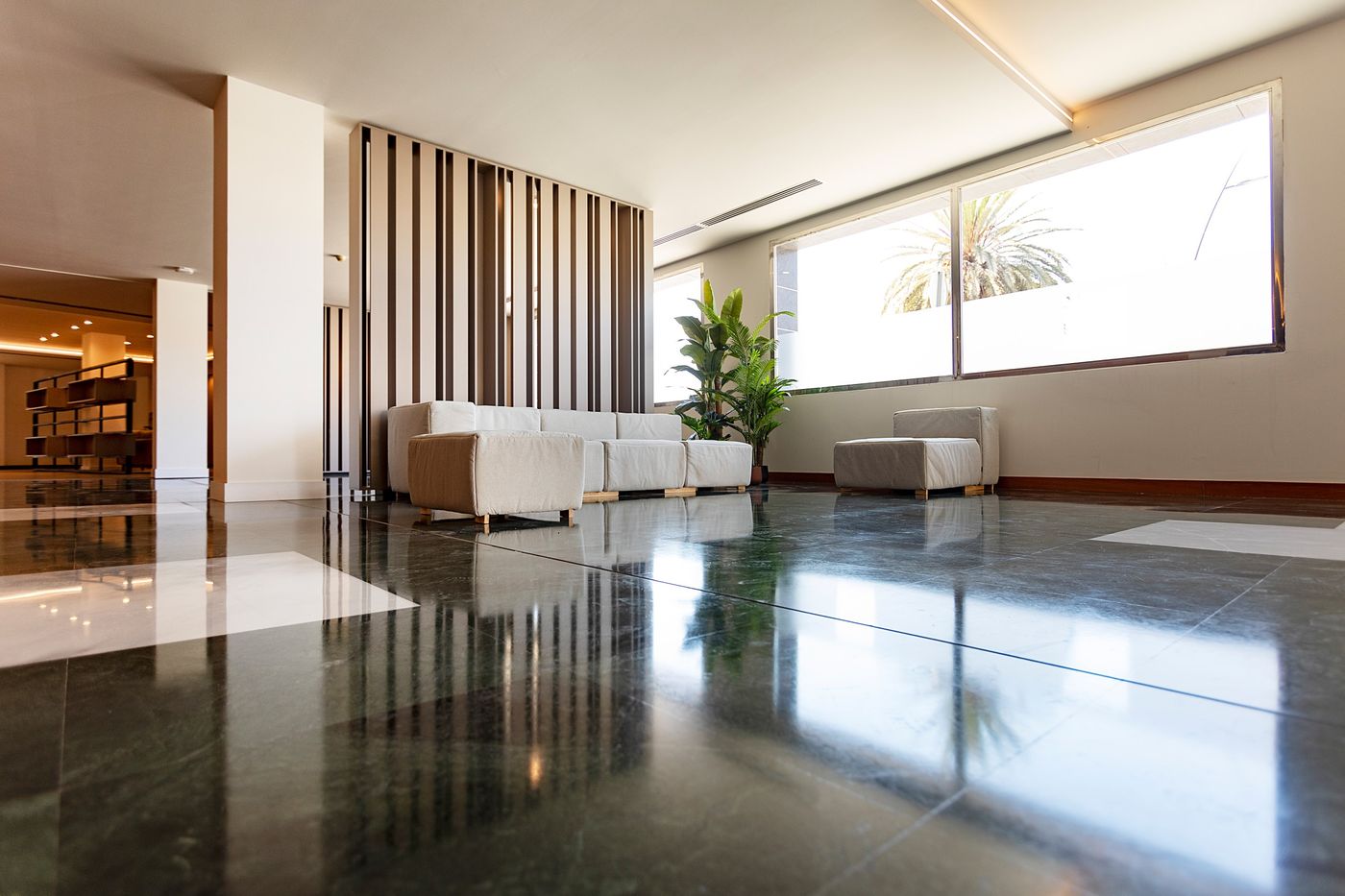 TRYP-Indalo-Almeria-Hotel-Lobby-31