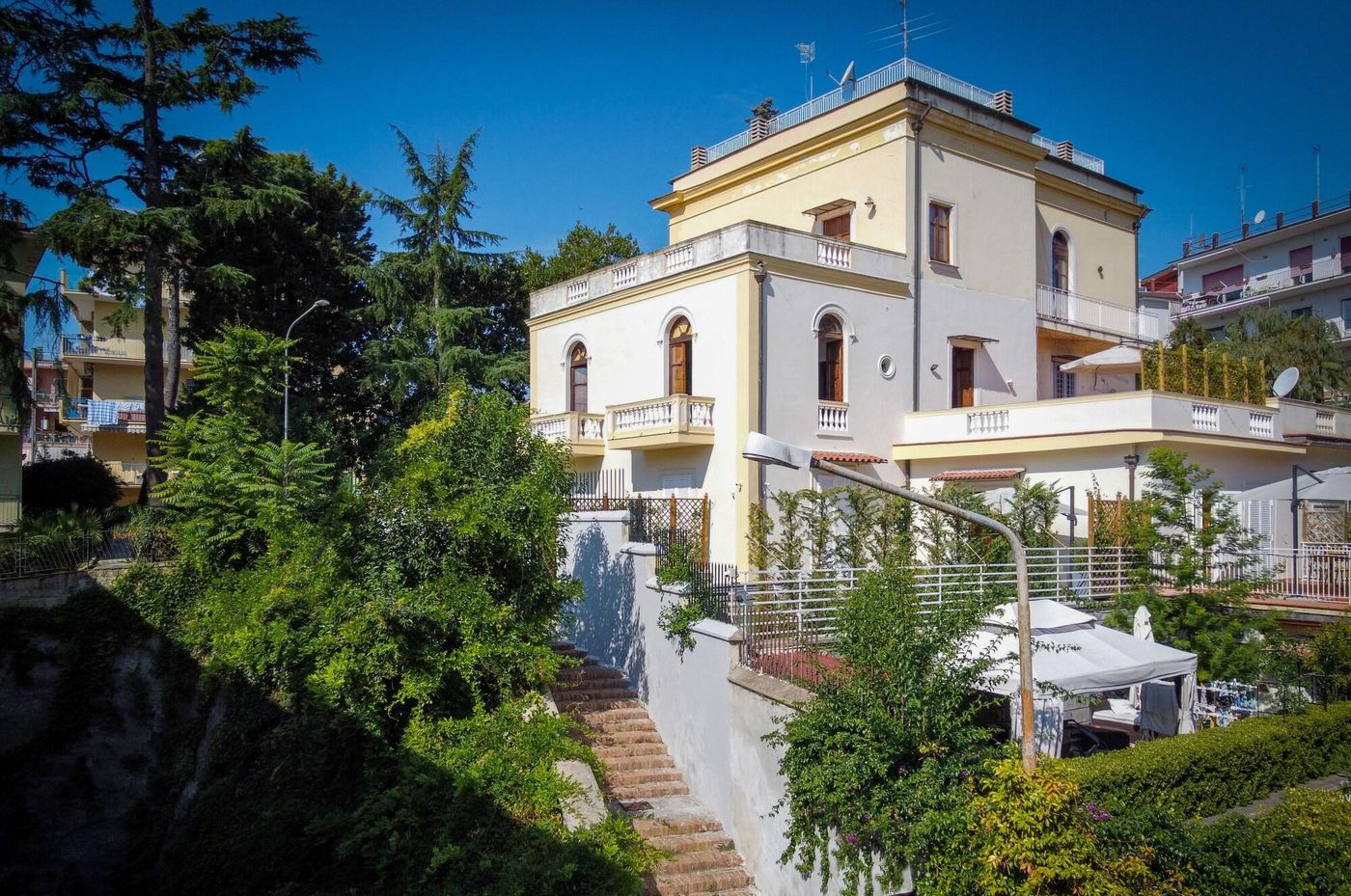 Relais Villa Montedonzelli - Italy - Naples - General view - 6