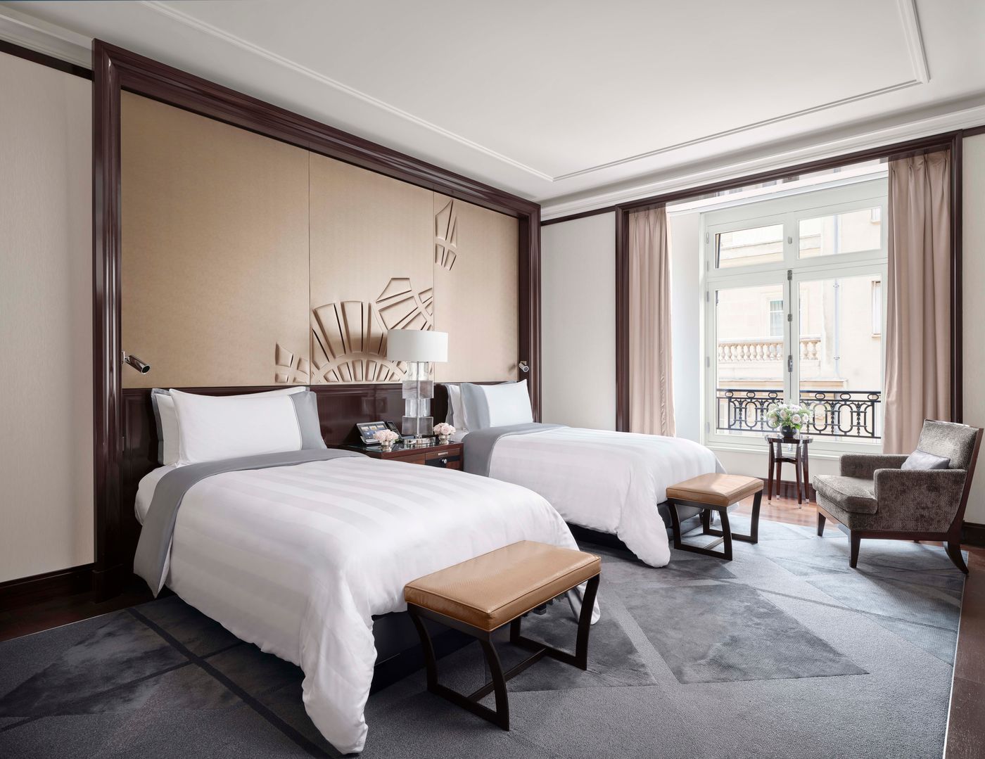 The-Peninsula-Paris-Room-11