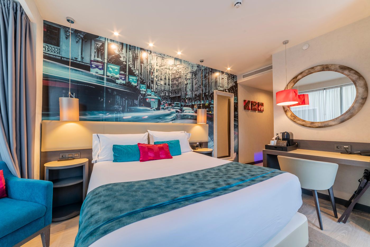 Hotel-Indigo-Madrid---Gran-Via-Room-29