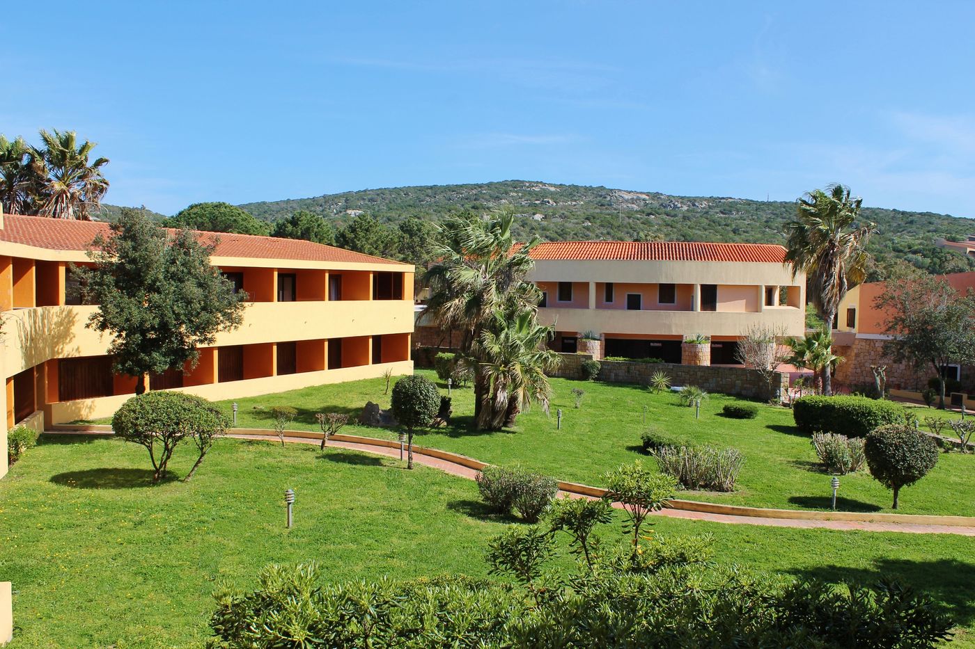 AHR Costa Serena Village Palau
