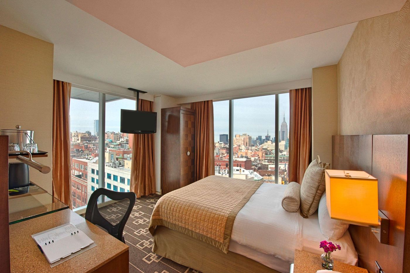 Wyndham-Garden-Chinatown-Room-19