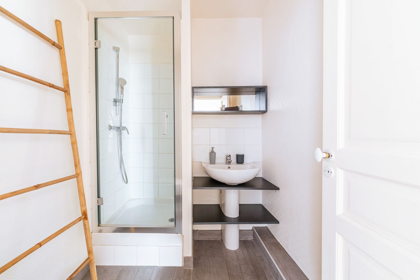 Residence-Bergere---Apartments-Room-69