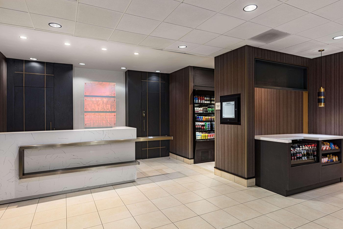 Hilton-Garden-Inn---Los-Angeles-Hollywood-Lobby-16