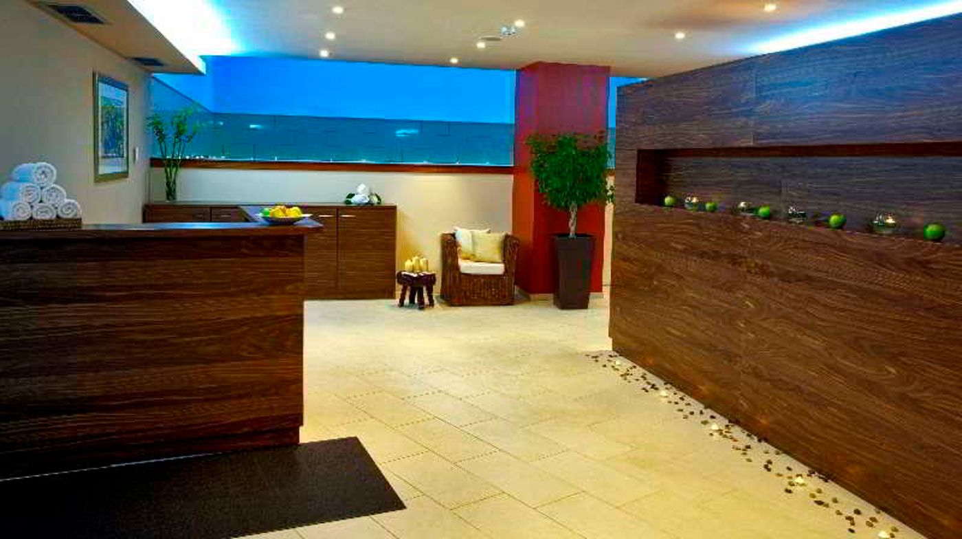 Hotel-Royal-Neptun-Sports-and-Entertainment-49