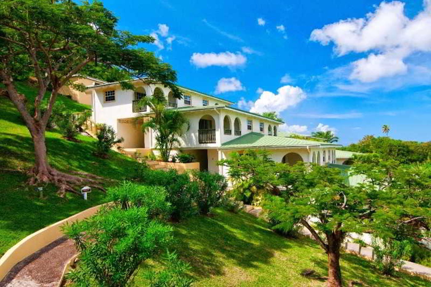 Blue-Horizons-Garden-Resort-General-view-4