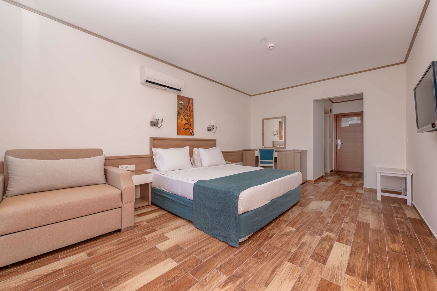 Armas Green Fugla Beach