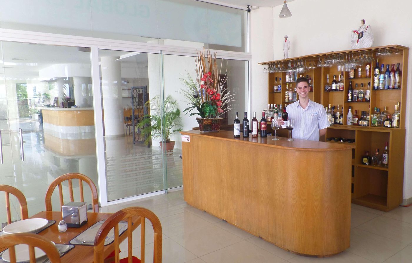 Best-Western-Patong-Beach-Bar-48