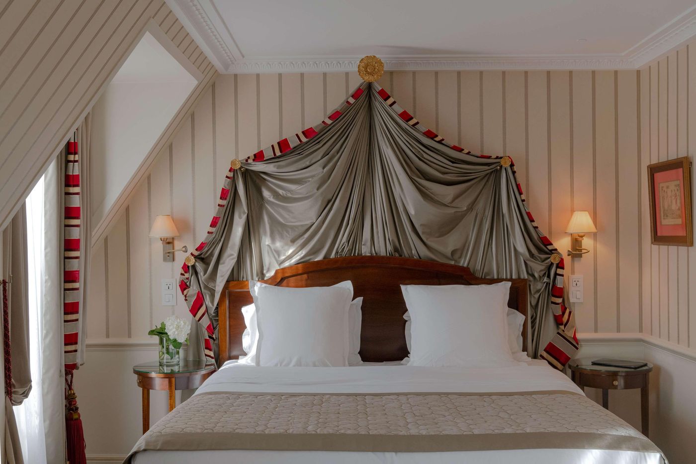 H----tel-Napol----on-Paris-Room-67