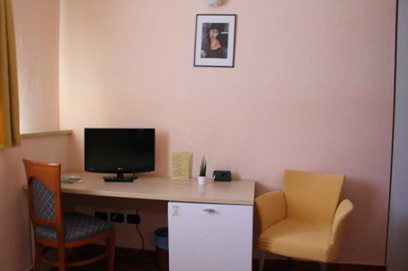 Lizard Hotel-Italy-COMO-Room-6