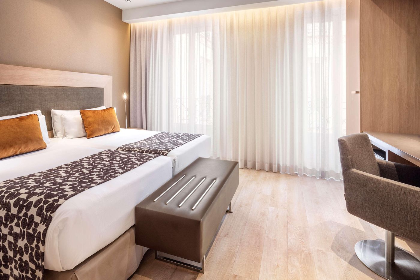 Catalonia-Plaza-Mayor-Room-25