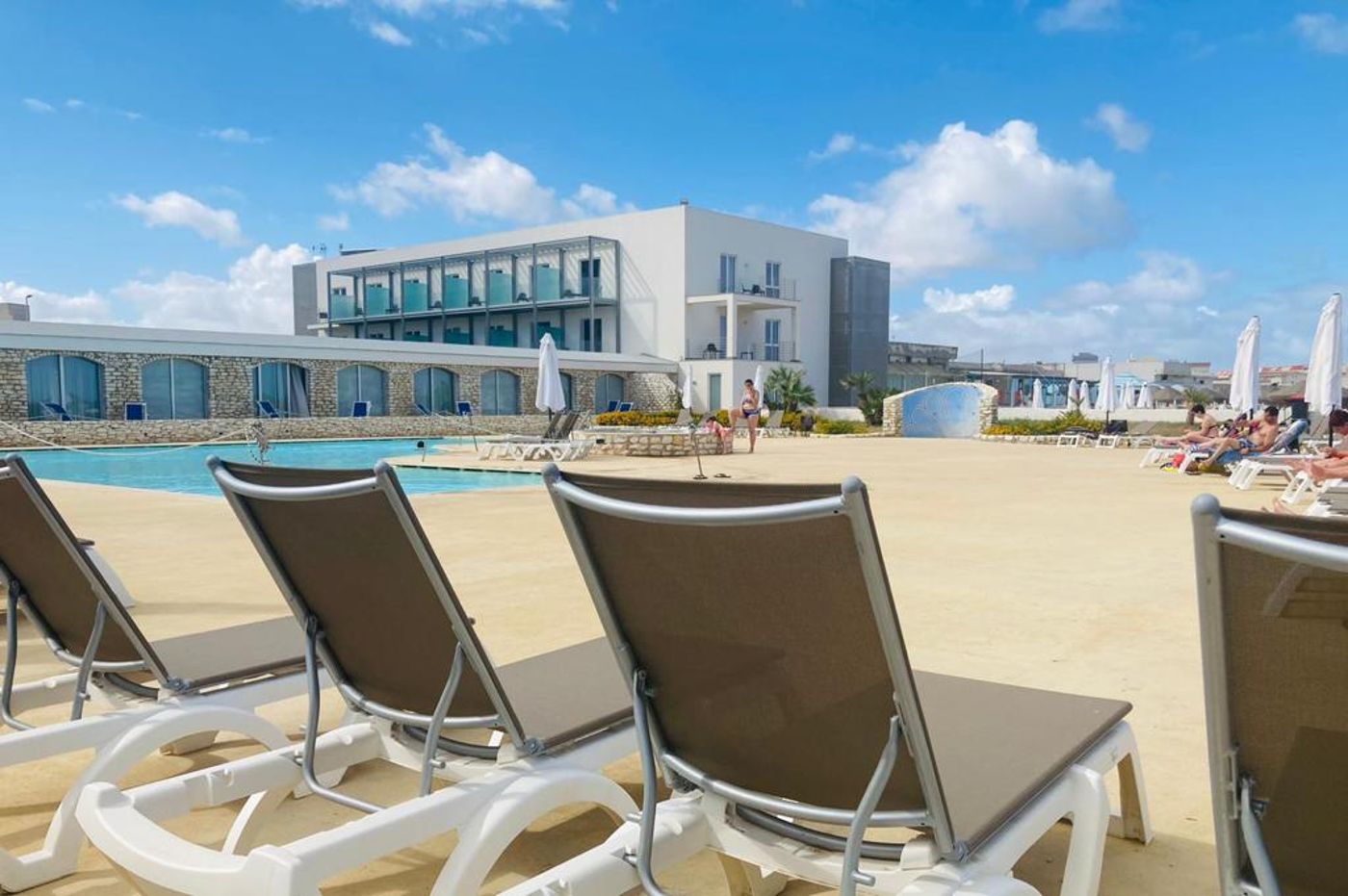 Hotel-Baia-Dei-Mulini-Pool-7