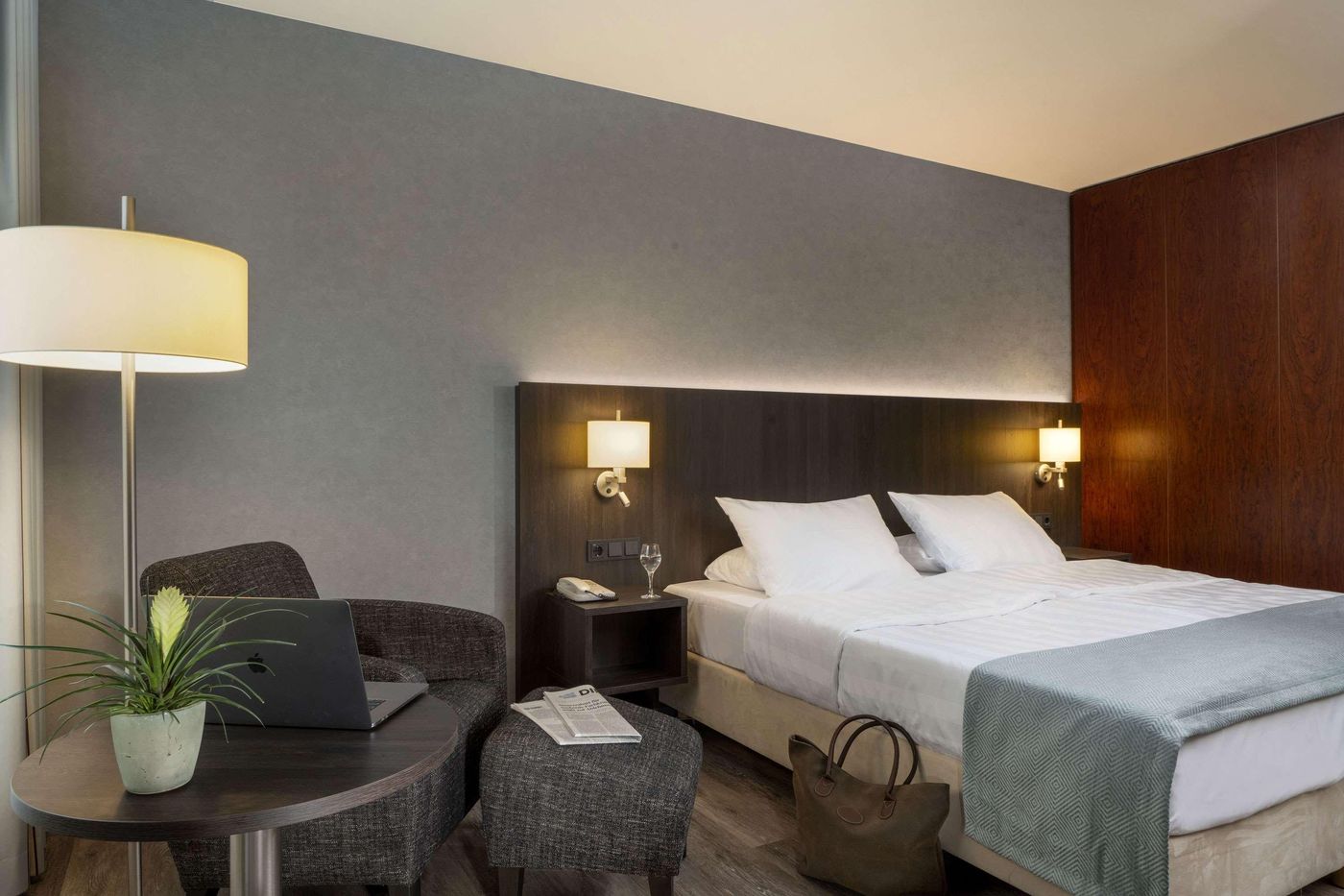 Maritim Hotel Bremen-Germany-BREMEN-Room-4