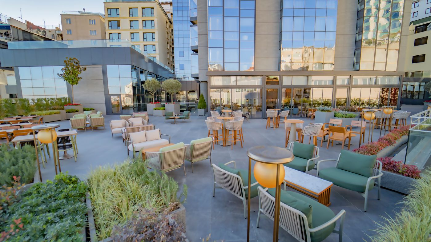 Sofitel-Istanbul-Taksim-Terrace-56