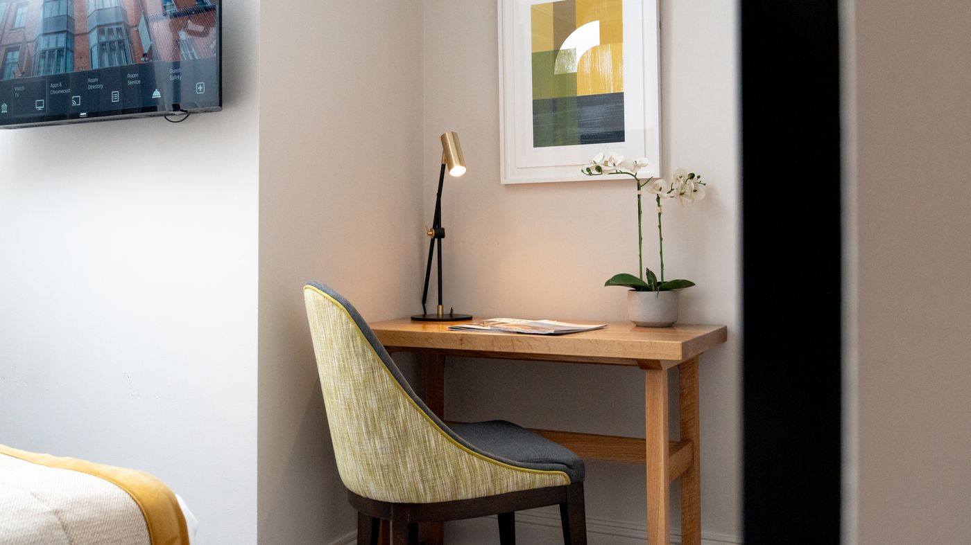 The-Fleet-Hotel-Room-39