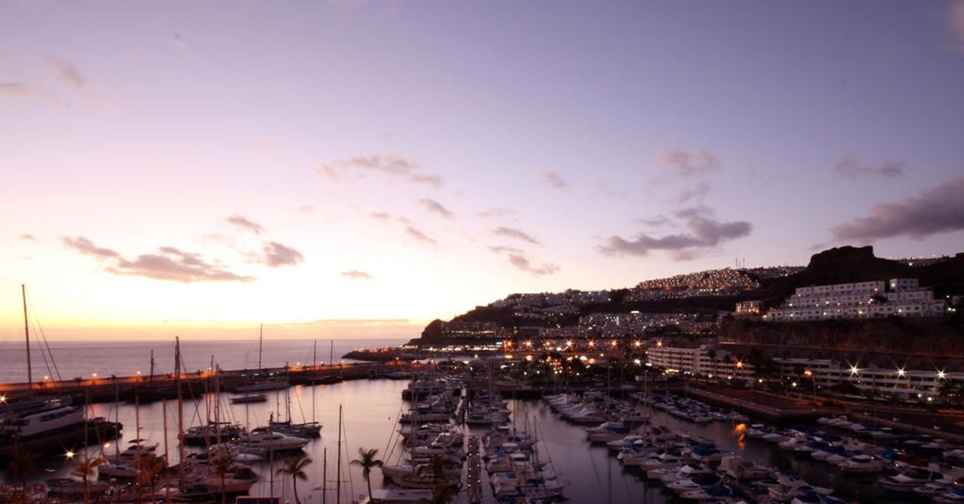 Marina-Suites-Beach-92