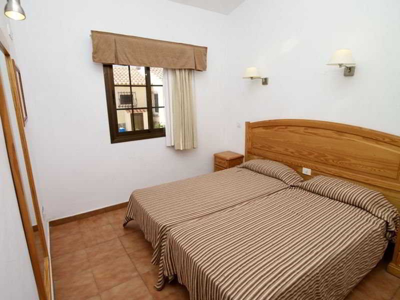 Santa-Fe-Bungalows-Room-10