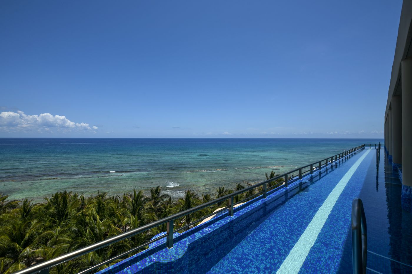 El Dorado Seaside Suites 03.11