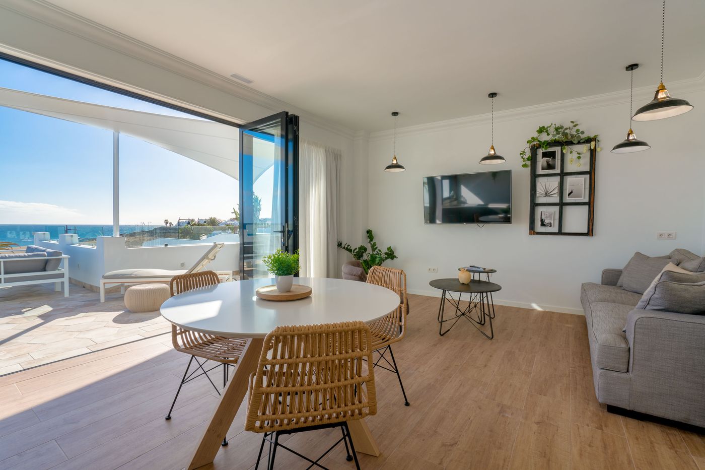 La-Concha-Boutique-Apartments---Adult-Only-Room-23