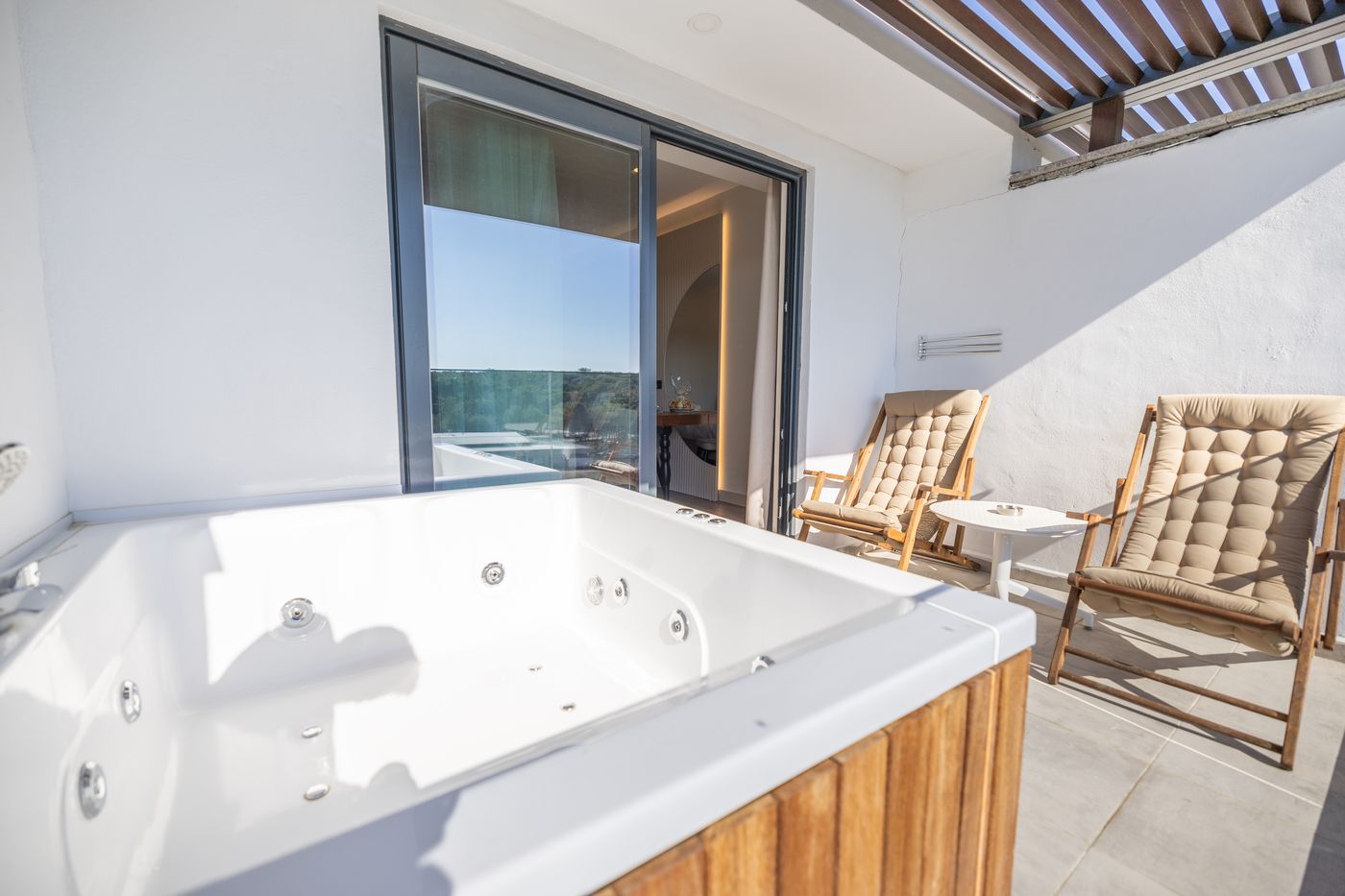 01.05.25 Side Moon Palace