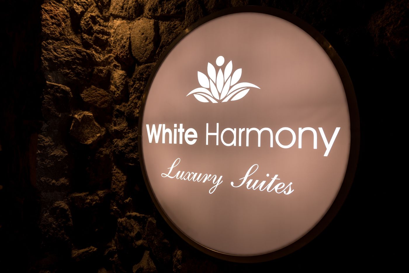 White Harmony Suites-Greece-MEGALOCHORI-Lobby-6