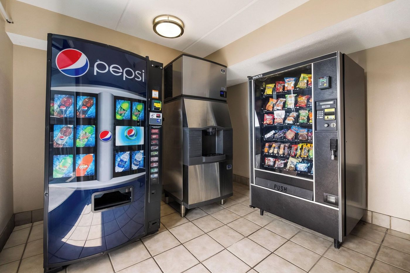 Red Roof Plus+ Nashville Airport-United States-Nashville-General view-4