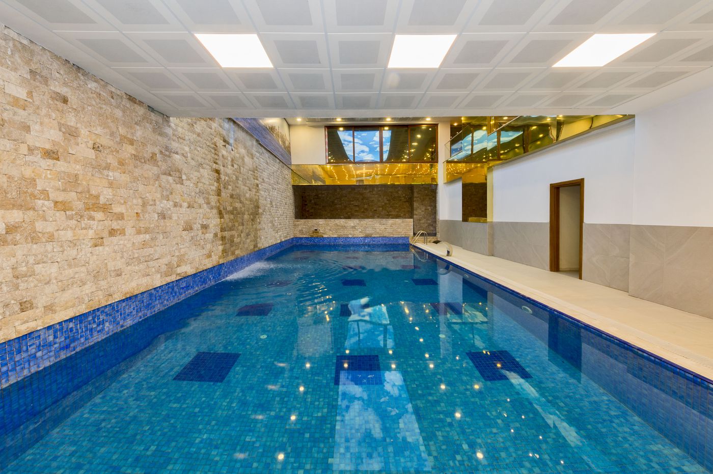 Harmony-Hotel-Pool-57