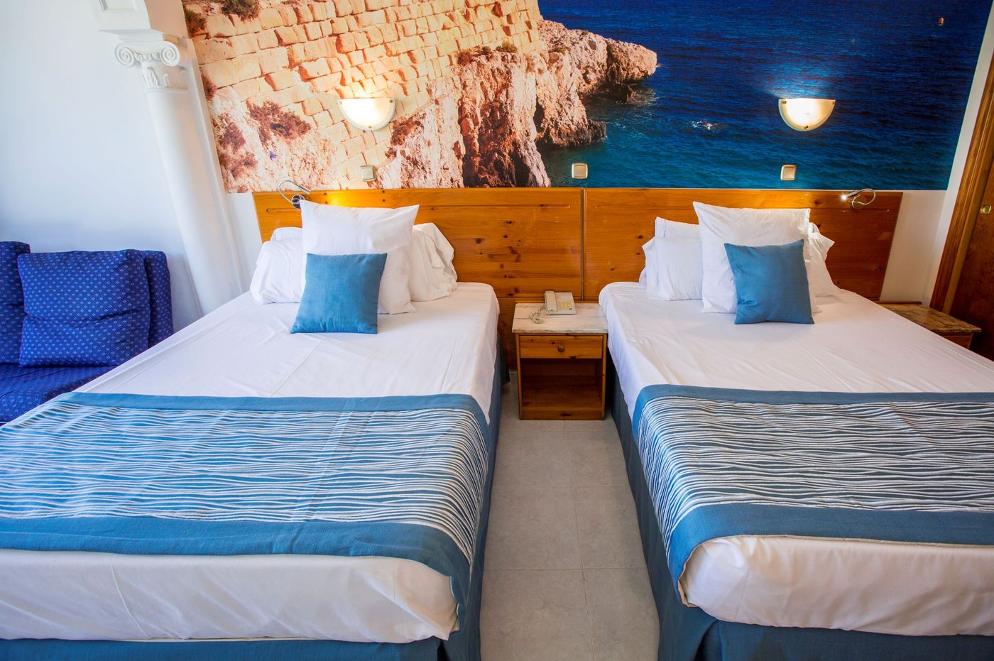 Magic-Cristal-Park-Room-18