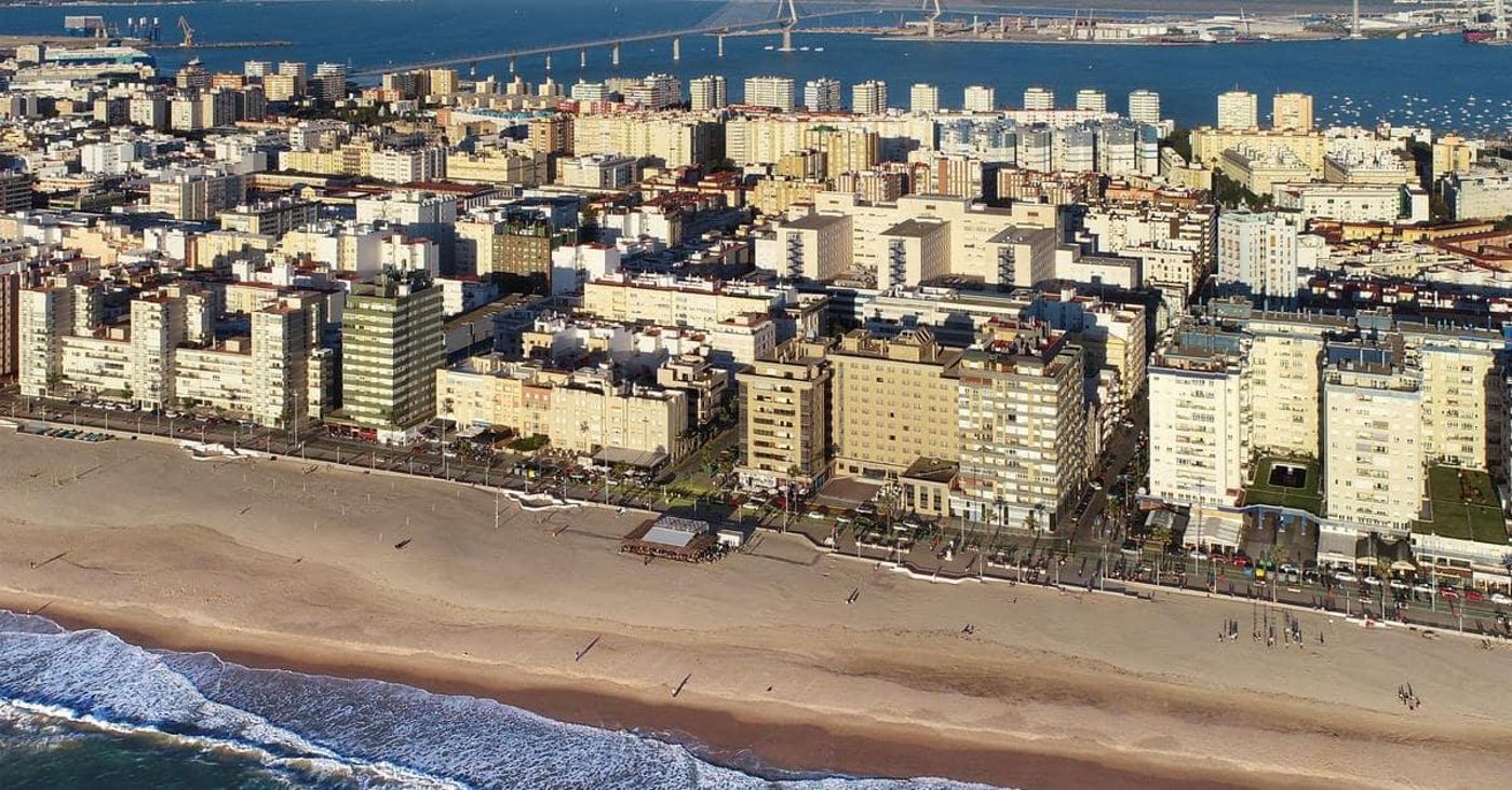 TRYP-Cadiz-La-Caleta-Hotel-General-view-79