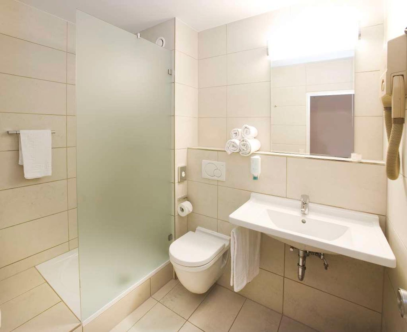 Alvisse-Parc-Hotel-Room-12