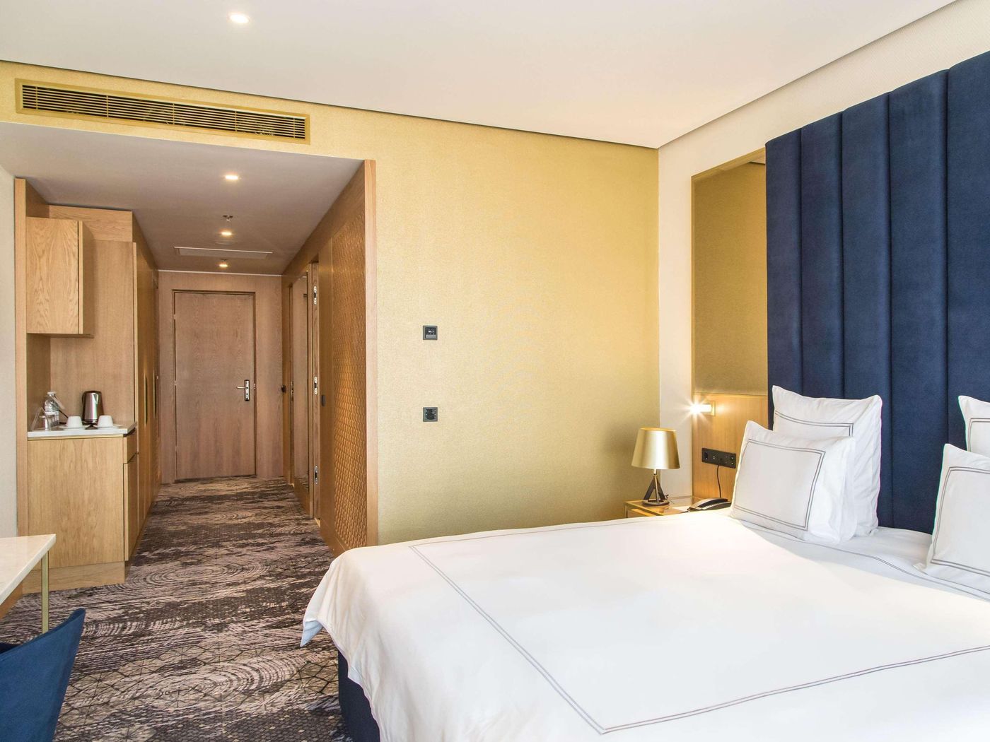 Swissôtel Sarajevo-Bosnia & Herzegovina-SARAJEVO-Room-10