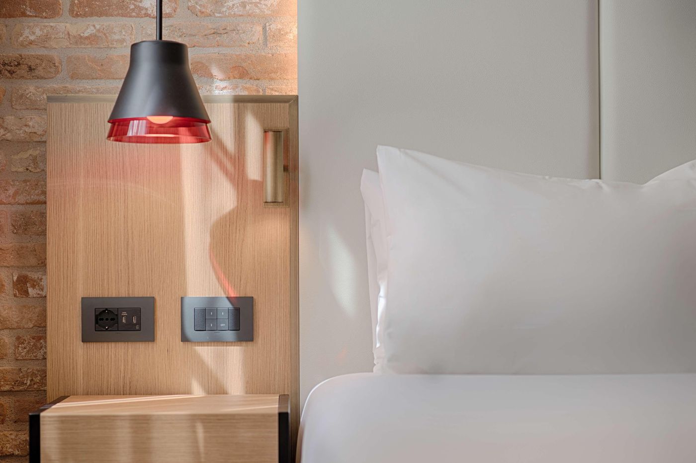 NH-Collection-Venezia-Murano-Villa-Room-48