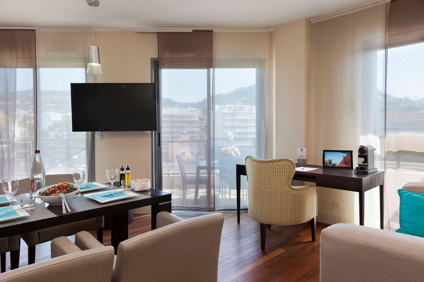 Neho-Suites-Cannes-Croisette-Room-34