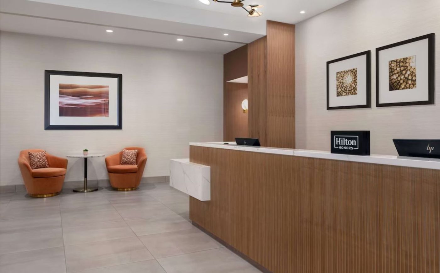 DoubleTree by Hilton Las Vegas East Flamingo-United States-Las Vegas-Lobby-5