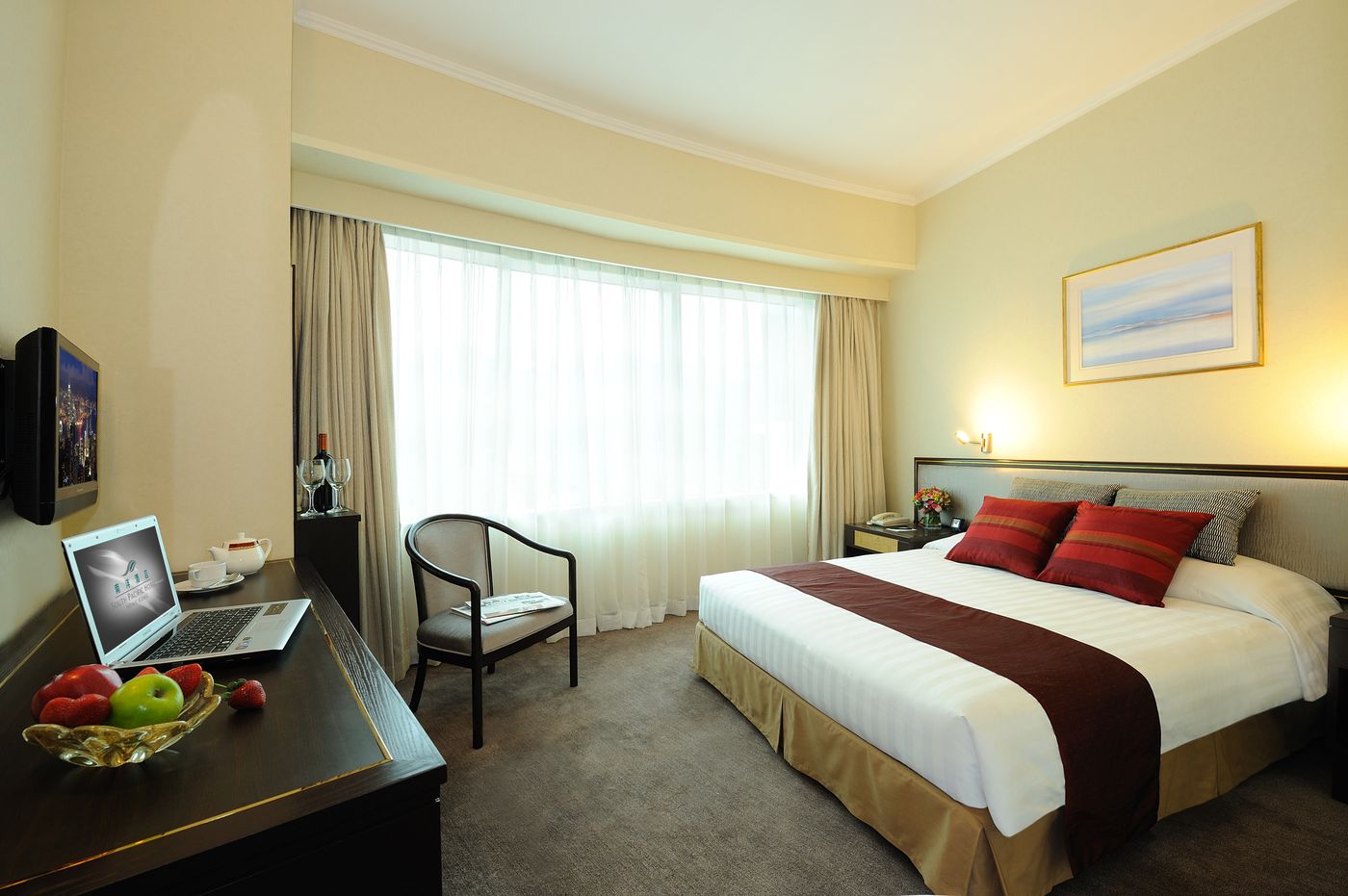 South-Pacific-Hotel-Room-5