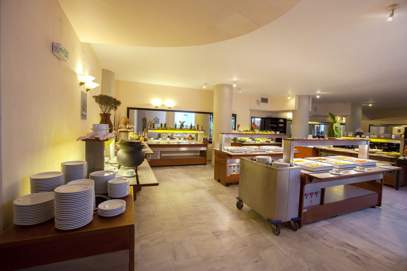 Santa-Marina-Restaurant-27