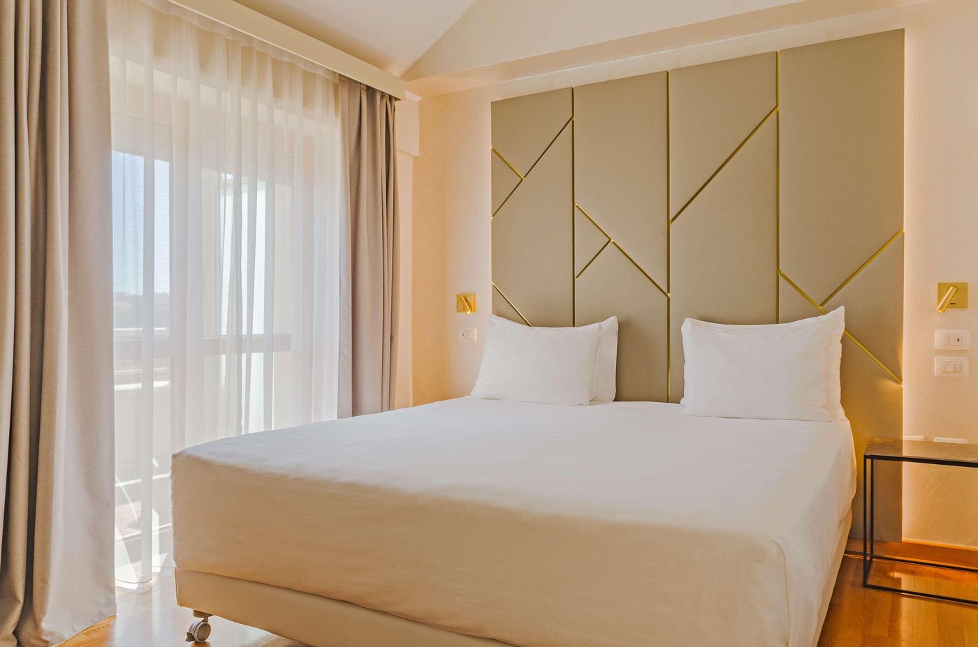 NH-Collection-Roma-Giustiniano-Room-43