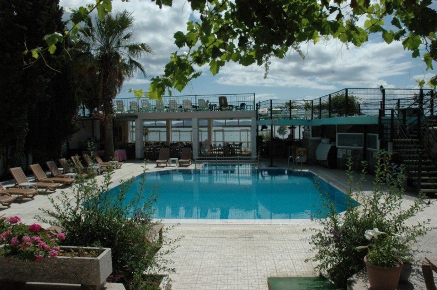 Cemre-Pool-6