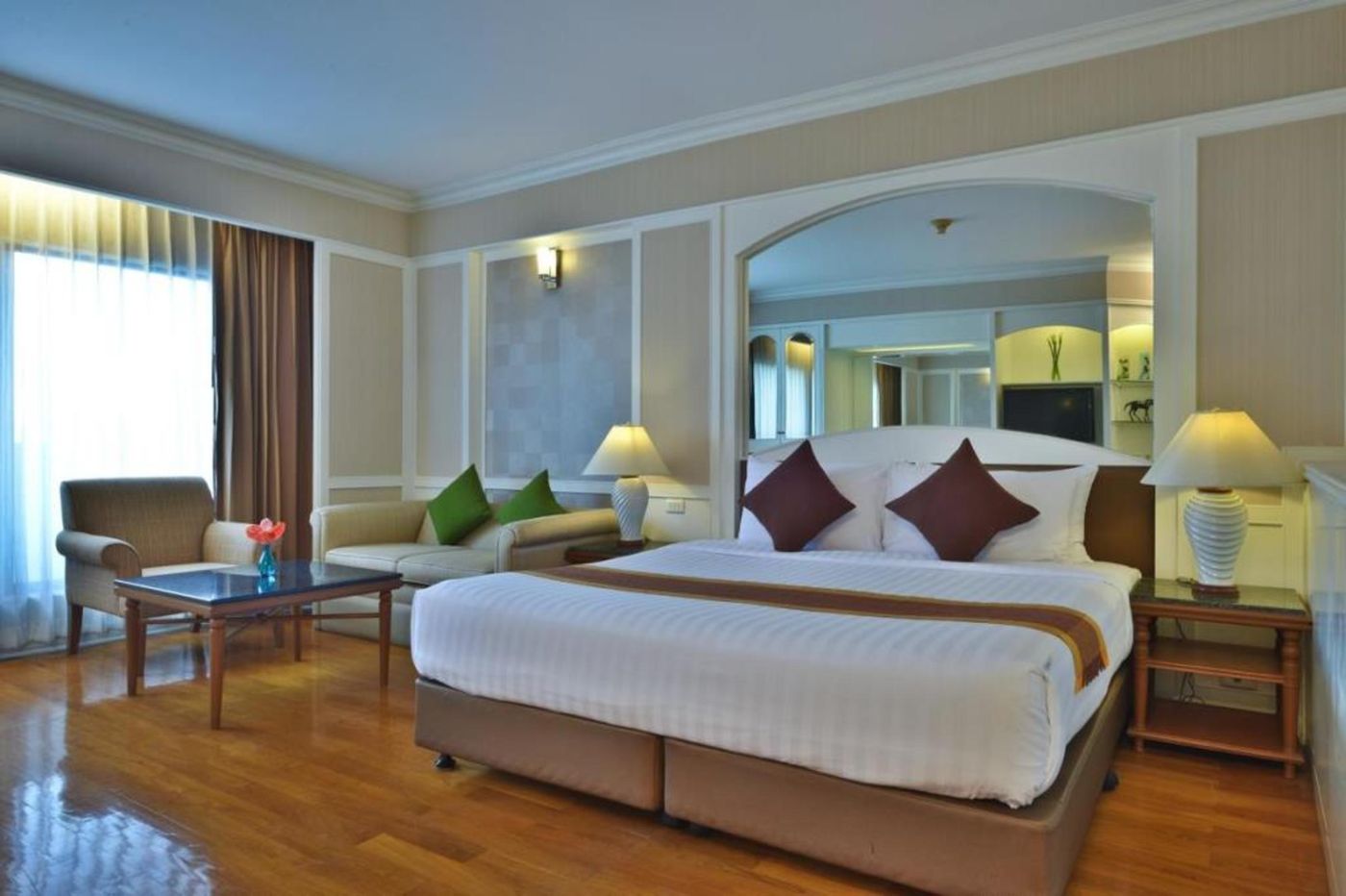 Centre-Point-Plus-Hotel-Pratunam-Room-40