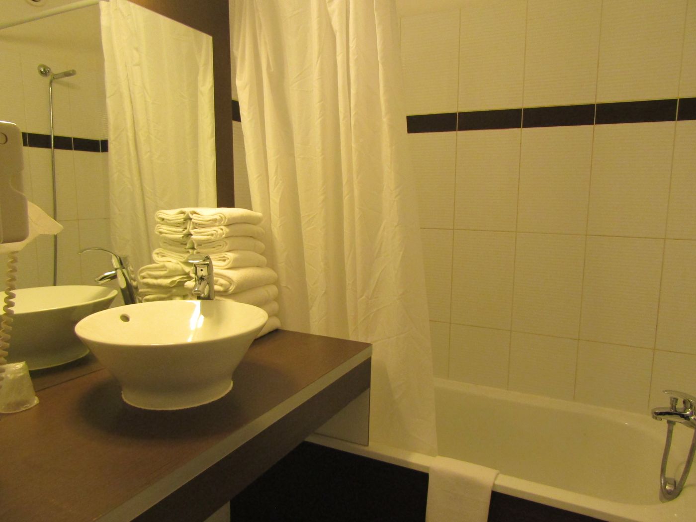 Ibis-Styles-Massy-Opera-Room-28