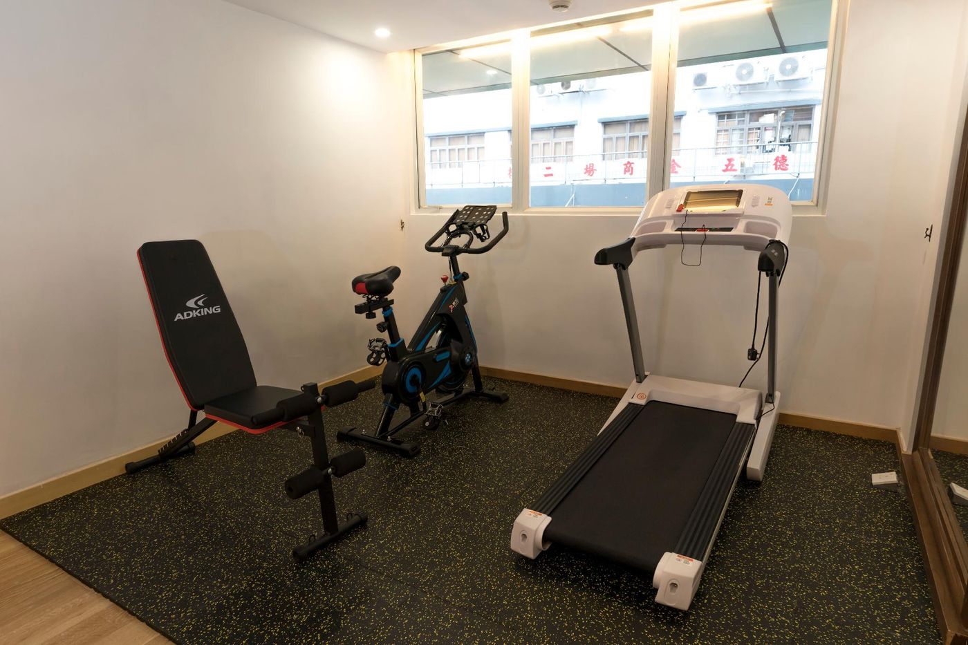 Homy-Residence-Sports-and-Entertainment-5