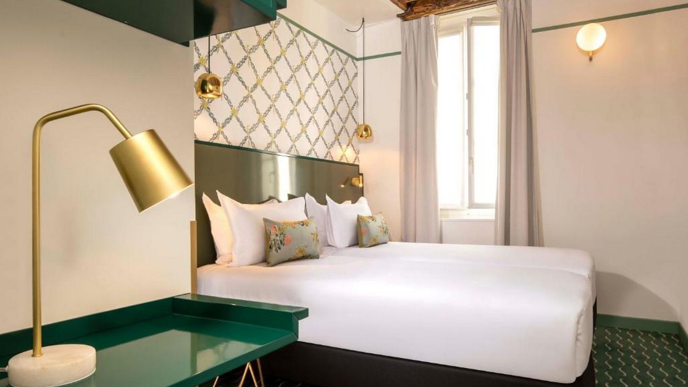 Hotel-Des-Deux-Iles---Notre-Dame-Room-6