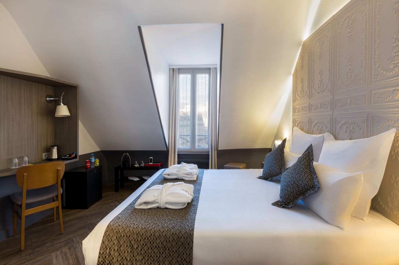 Contact-Hotel-Alize-Montmartre-Room-14