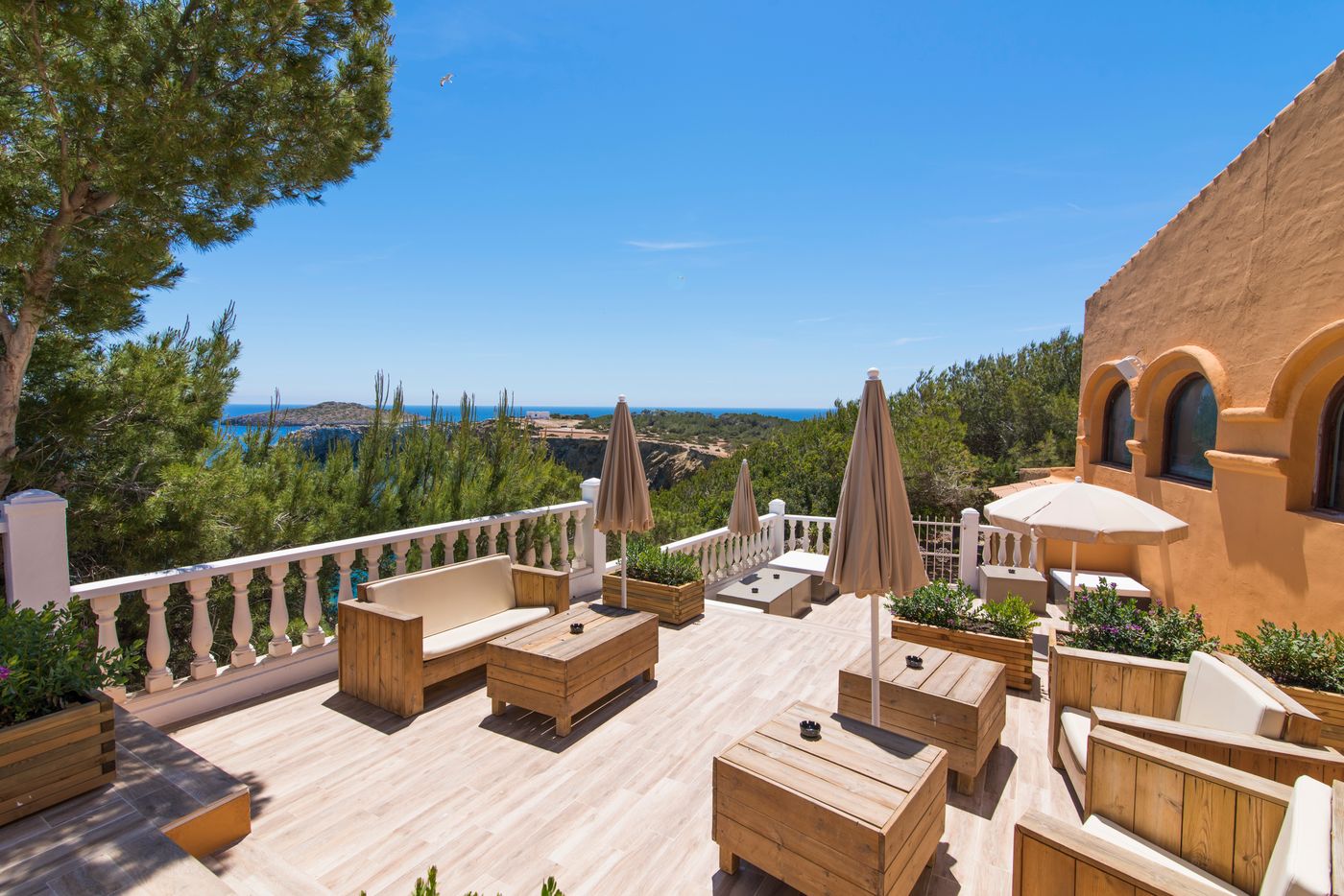 Azuline-Club-Cala-Martina-Ibiza-Terrace-9