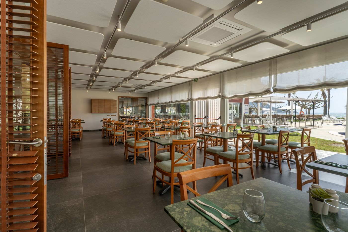 Prestige-Victoria-Restaurant-60