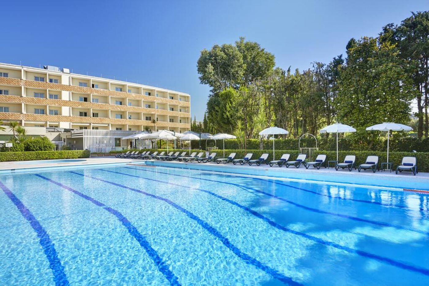 Crowne Plaza St. Petere