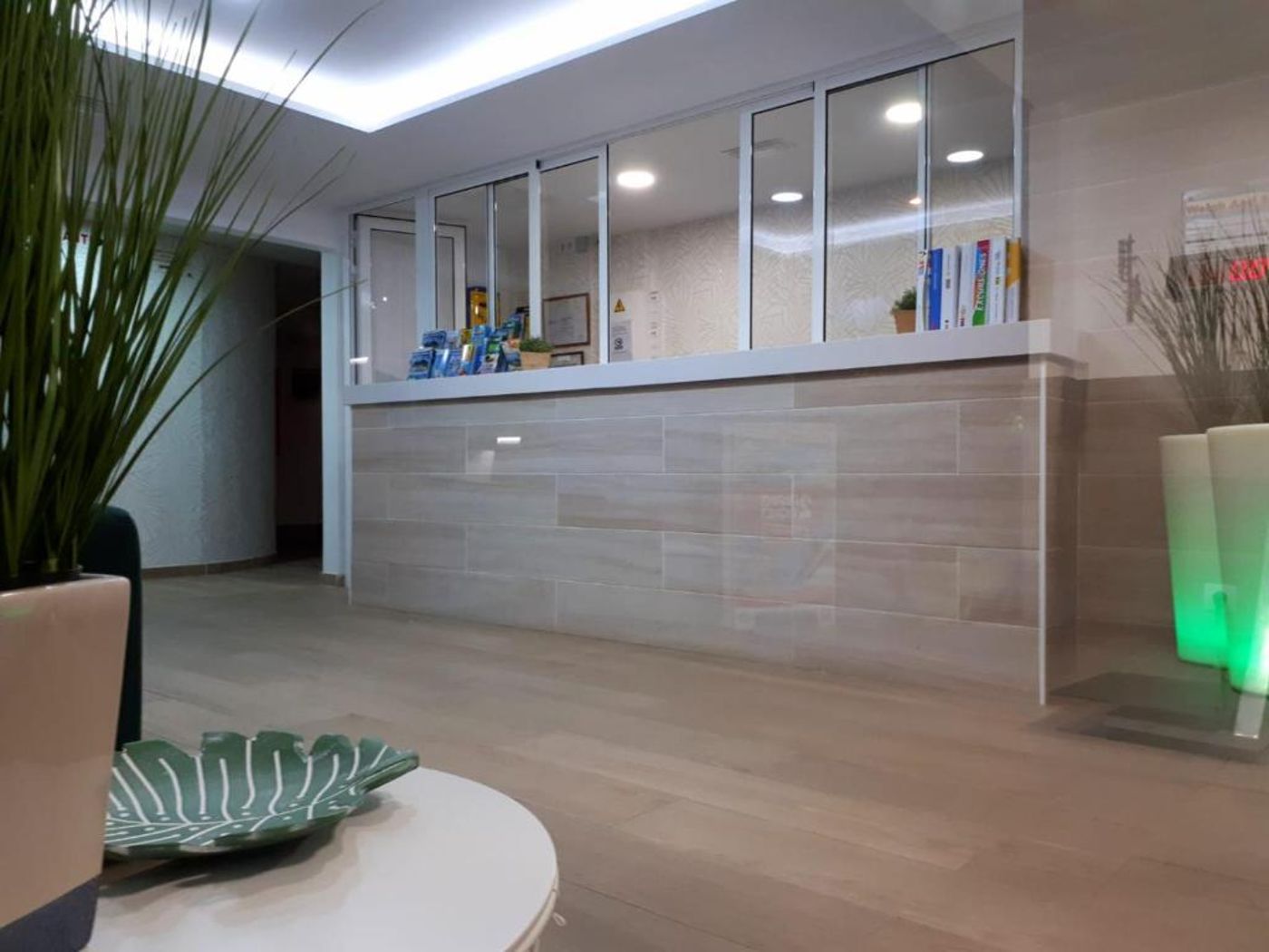 Los-Aguacates-Lobby-25